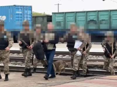 Қазақстаннан қашып кеткен сотталған азамат Ресейден экстрадицияланды