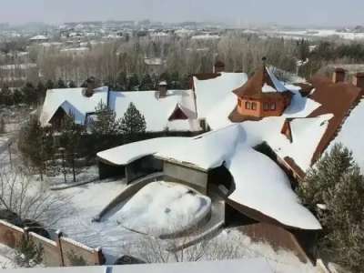 Астанада Кәрім Мәсімовке тиесілі деген зәулім үй тәркіленді