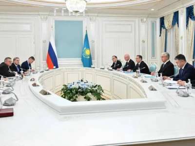 Қасым-Жомарт Тоқаев пен Владимир Путин шағын құрамда келіссөз жүргізді