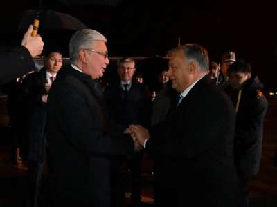 Президент Мажарстанға мемлекеттік сапармен барды