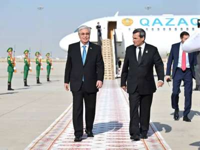 Қасым-Жомарт Тоқаев Түрікменстанға ресми сапармен барды