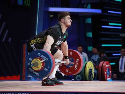 Артем Антропов ауыр атлетикадан әлем чемпионатында алтын медаль иеленді