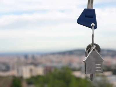 Елордалық полицейлер жалған үйлерді жалға беру арқылы алаяқтық жасаған әйелді ұстады