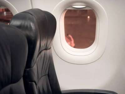 Түркиядағы ұшақ бортында әйелдер төбелесіп, ұшақ қонуға мәжбүр болған