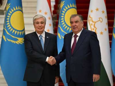 Қазақстан мен Тәжікстан президенттері шағын құрамда келіссөз жүргізді