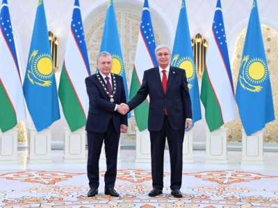 Мемлекет басшысы Мирзиёевті «Алтын Қыран» орденімен марапаттады