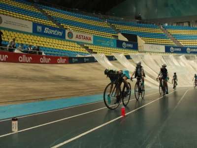 Астанада қыз қуу және теңге ілу ойындары ерекше форматта ұйымдастырылды