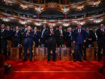 Орталық Азия елдері мен Әзербайжанның мемлекеттер басшылары «Достық кеші» гала-концертін тамашалады