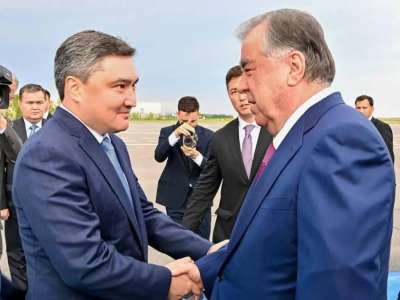 Астанаға Тәжікстан Президенті Эмомали Рахмон келді