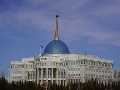 Президент соғыс ардагері Әбдіғали Қаймолдиннің отбасына көңіл айтты