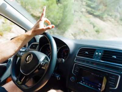 Мас күйінде көлік жүргізетіндерге айыппұлды қамауға алуға ауыстыру керек – заңгер