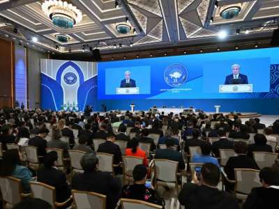 Құрметті ардагерлерімізге айрықша көңіл бөлеміз – Президент