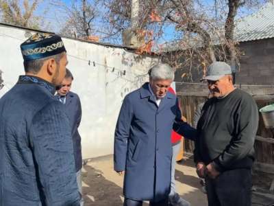 Ермағанбет Бөлекпаев қаза тапқан өрт сөндірушінің отбасына көңіл айтты