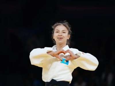 Париж Паралимпиадасы: Елордалық пара дзюдошы Ақмарал Науатбек алтын алды