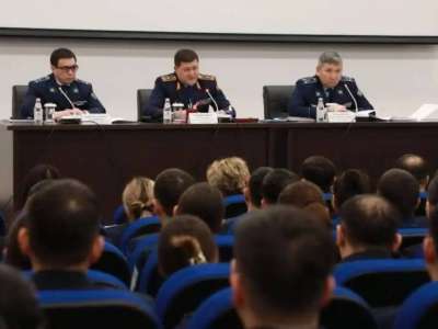 Астаналық ПД бастығы аудандық полиция басқармаларының жеке құрамымен кездесті