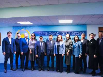 Сенатор Бибігүл Жексенбай Астана мәслихаты депутаттарымен кездесті
