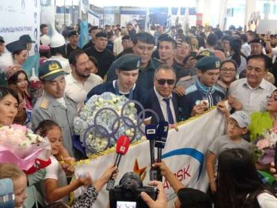 Қорғаныс министрі Олимпиада жүлдегерлерін марапаттады