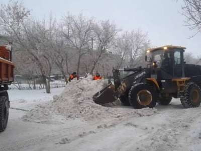 Астанада қар тазалауға 2,6 мыңнан астам жол жұмысшысы шықты