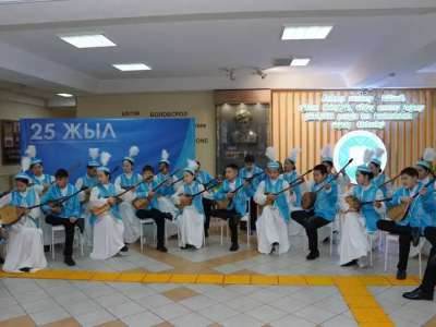 Елордада ашылған тұңғыш қазақ мектебіне 25 жыл толды