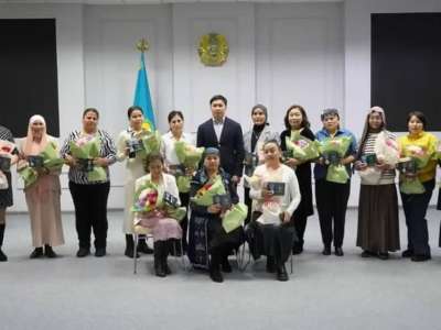 Сарыарқа ауданында көпбалалы аналарға құрмет көрсетілді
