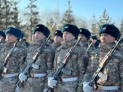 Елордада 200-ден астам жас сарбаз әскери ант қабылдады