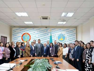 Ерлан Каналимов Астана қаласы Тексеру комиссиясы аппаратының қызметкерлерін марапаттады