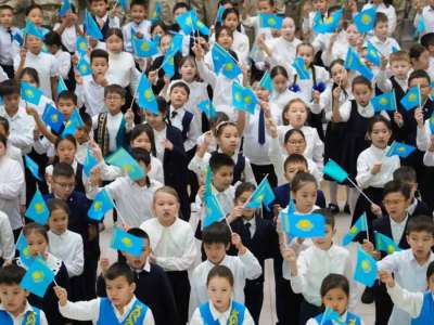 Астанада бір мезетте 400 оқушы «Атамекен» әнін орындады