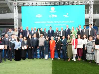 Министр Бүкіләлемдік туризм күні аясында сала қызметкерлерін марапаттады