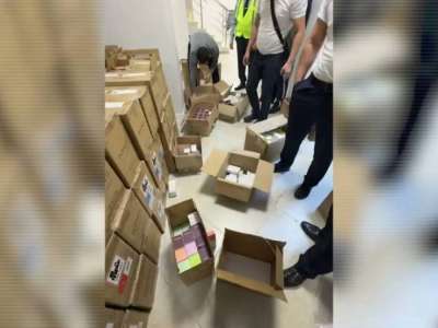 Алматыда стоматологиялардың бірінен 13 мың вейп табылды