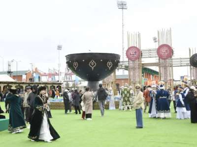 Қазақстанға қай елдерден туристер көп келеді