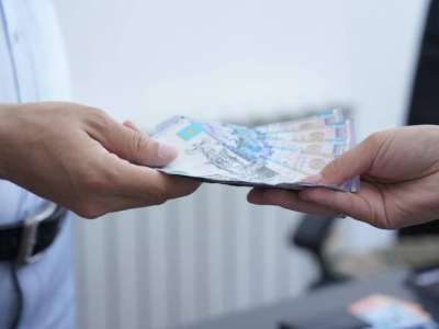 Алматы қалалық емханасының бухгалтерлері сотталды