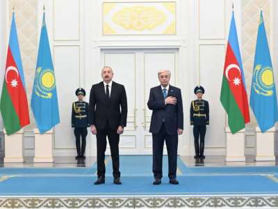 Тоқаев Әзербайжан Президентін Ақордада қарсы алды