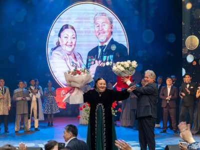 Бикен Римова атындағы драма театрында сахна өнеріндегі жұлдызды жұптың шығармашылық кеші өтті