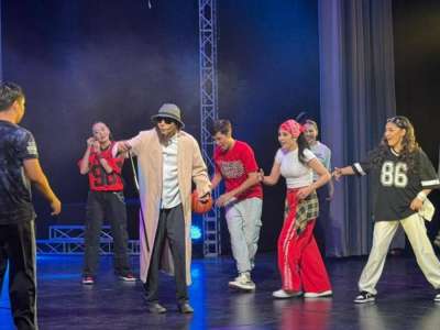 «Соңғы аялдама»: «Жастар» театры көрерменге әлеуметтік трагедия жанрындағы қойылымды ұсынды