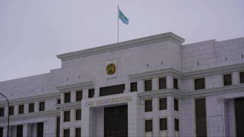 Бас прокуратура қаза тапқан және жарақат алған әскери қызметшілердің аналарын қабылдайды