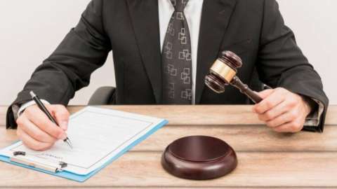 Заңдылықты және судья әдебі​ ​талаптарын бұзғаны үшін​ сегіз судья жазаланды